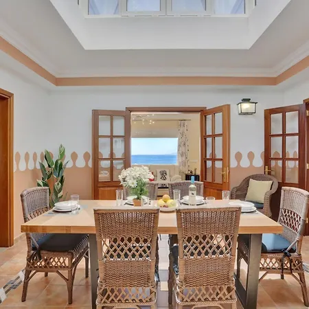 Casa Elena