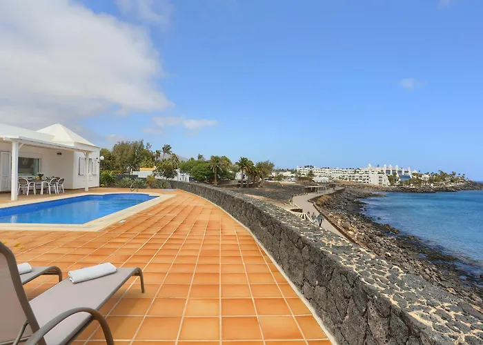 Casa Elena Playa Blanca