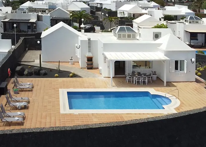 Casa Elena Playa Blanca